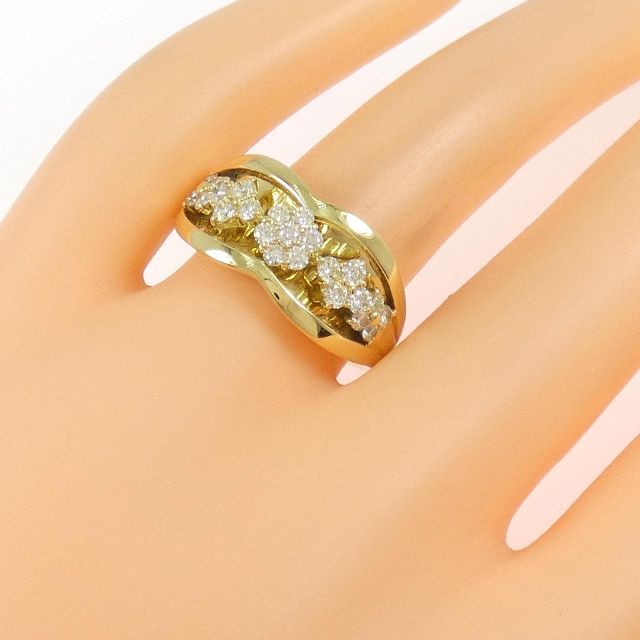 K18YG フラワー ダイヤモンド リング 0.66CT