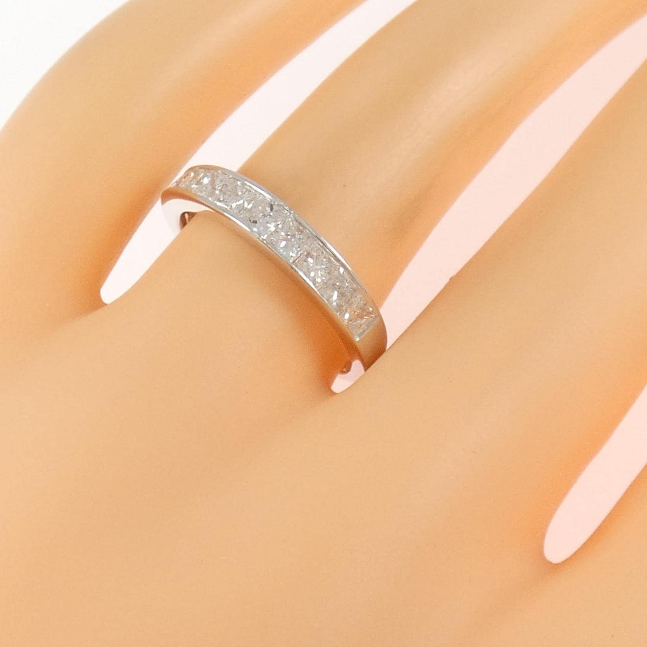 K18WG ダイヤモンド リング 1.00CT