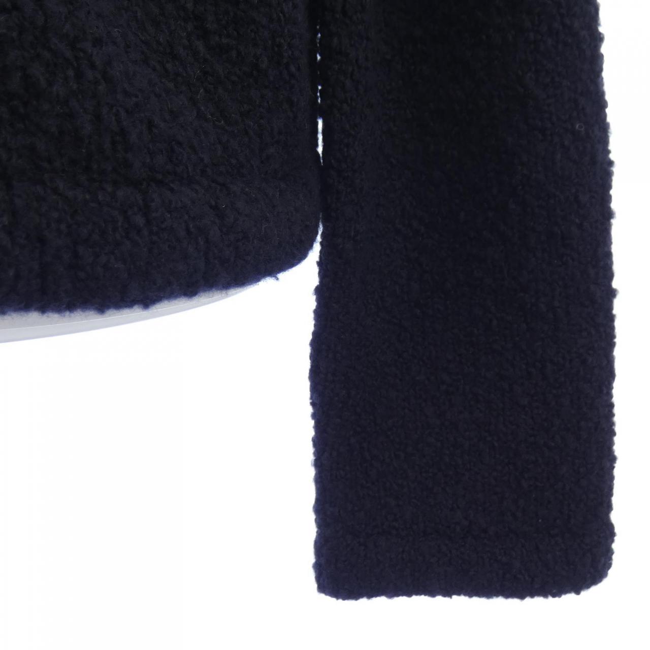 【新品】モンクレール MONCLER K20939B00005 ダウンジャケット