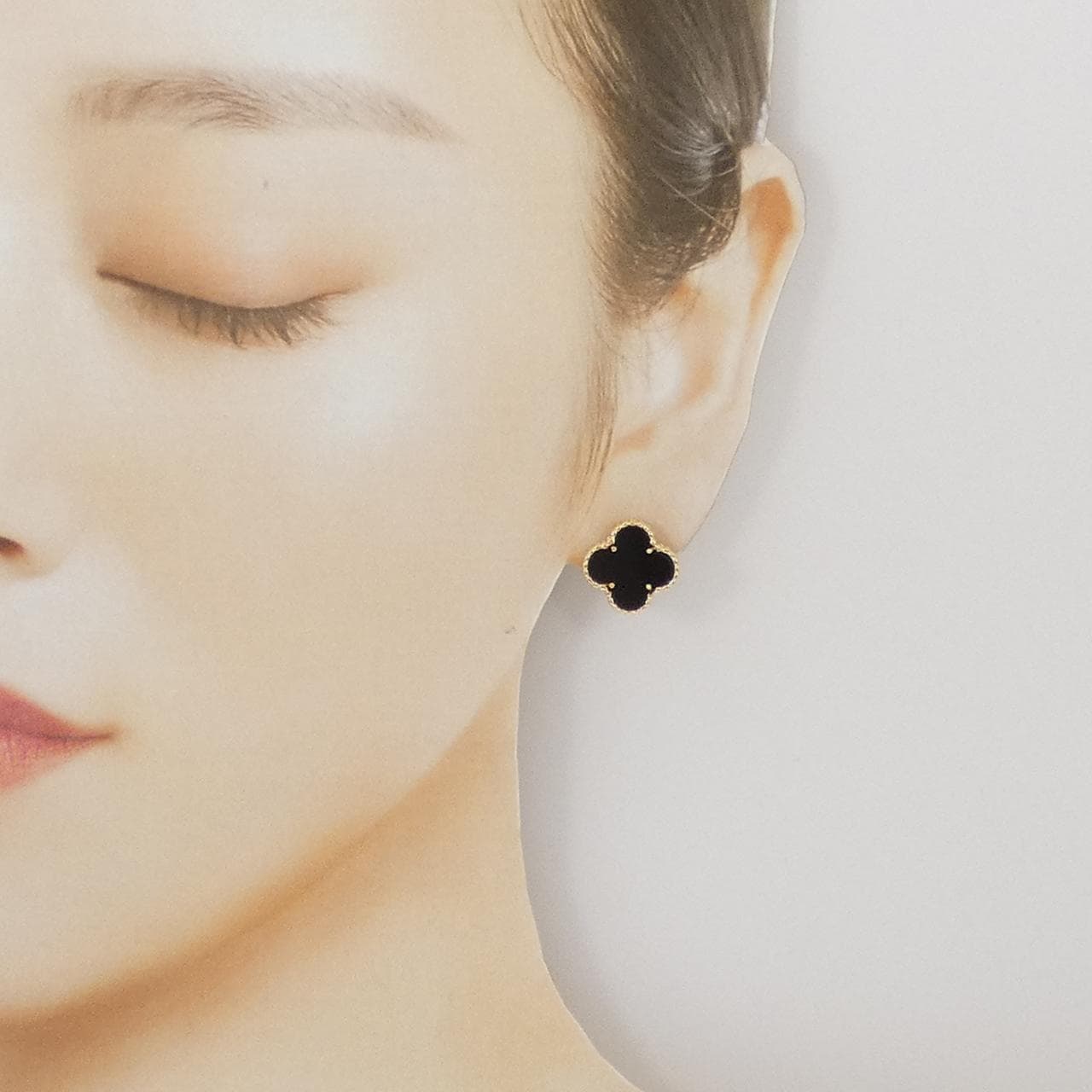 ヴァンクリーフ&アーペル ヴィンテージアルハンブラ ピアス