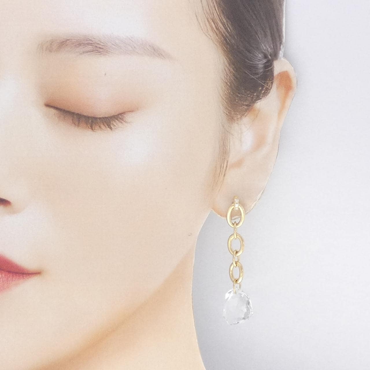 750YG Quartz earrings