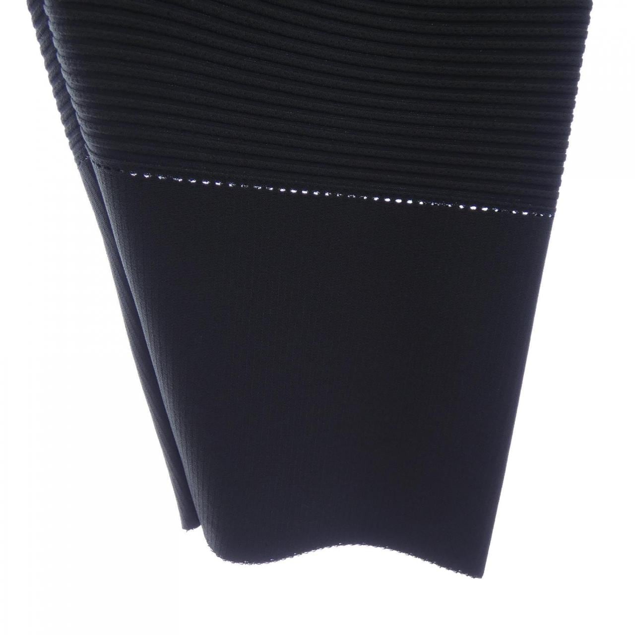 イッセイミヤケ ISSEY MIYAKE IM33KF299 パンツ