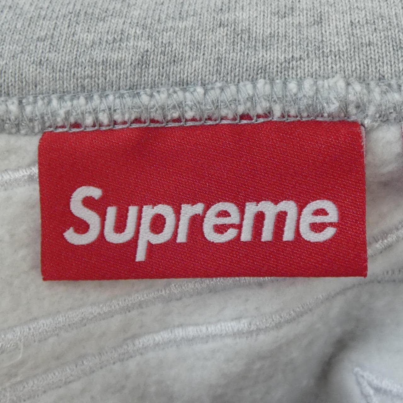 シュプリーム SUPREME SATIN APPLIQUE パーカー