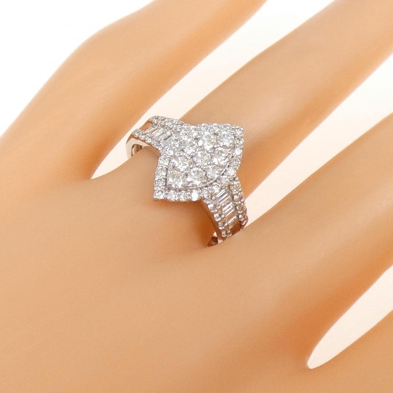 【新品】PT ダイヤモンド リング 1.00CT