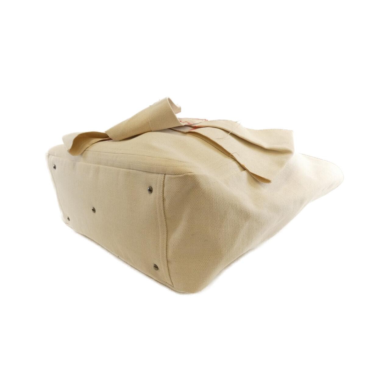 ヴァレンティノガラヴァーニ ATELIER 02 BOW EDITION UW0B0H95SVJ バッグ