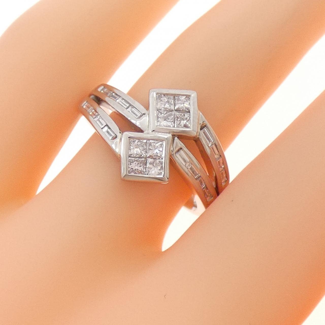 PT900 ダイヤモンド リング 0.72CT