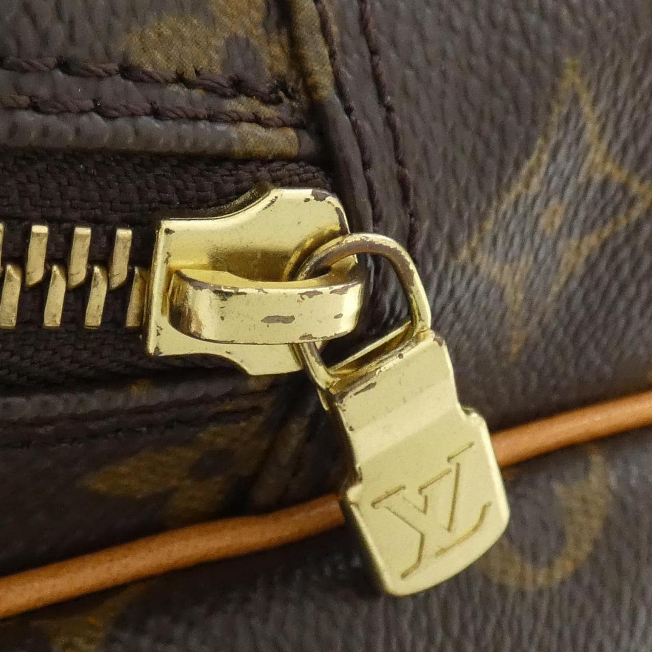 LOUIS VUITTON Monogram Nile M45244 单肩包