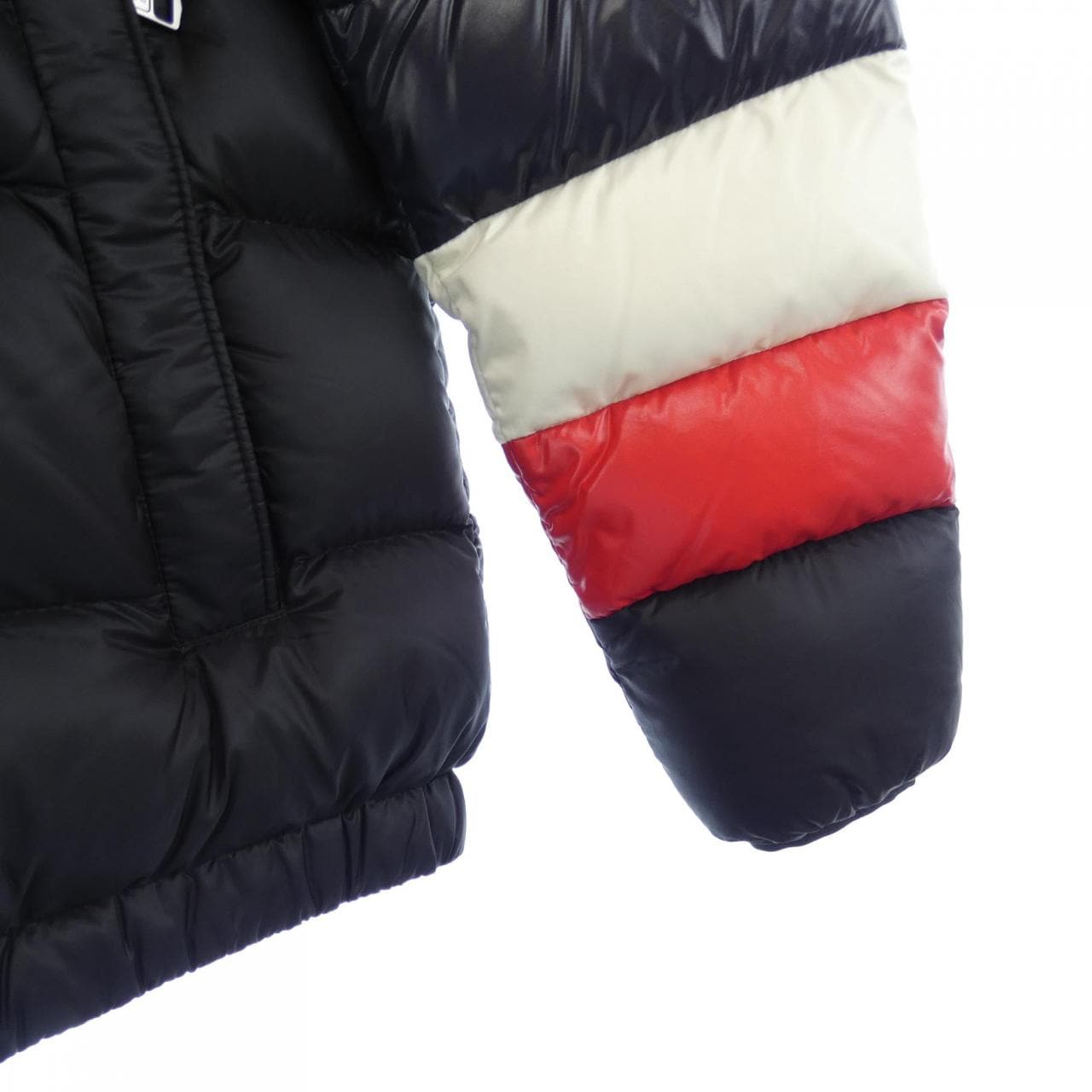 モンクレール MONCLER ダウンジャケット