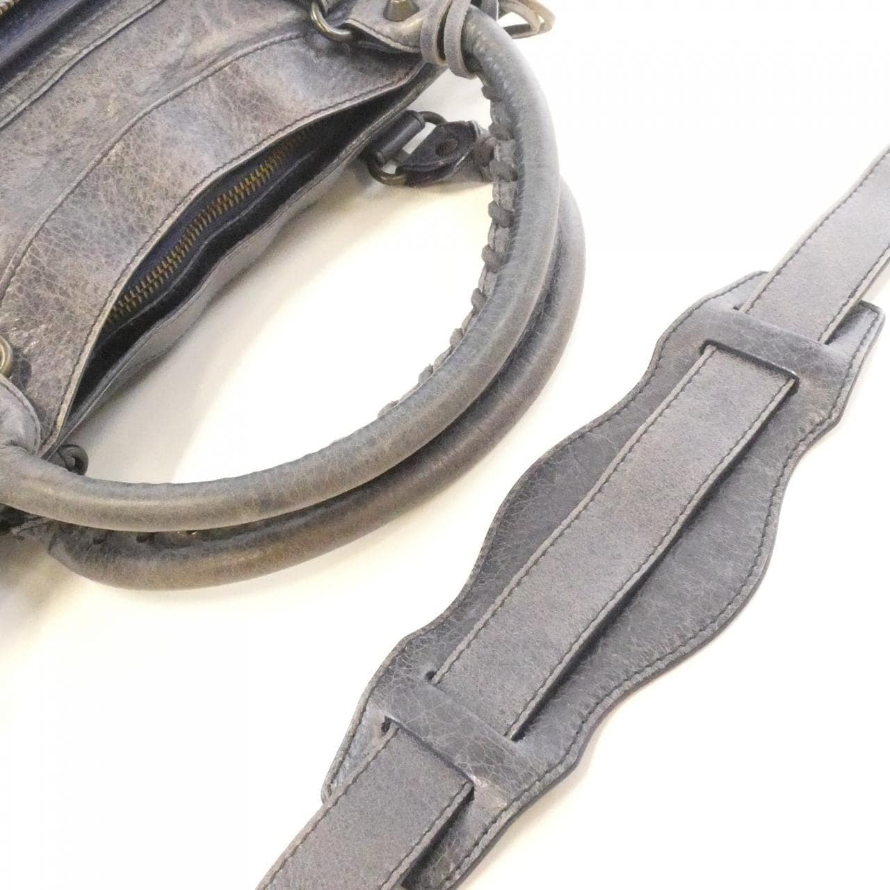 バレンシアガ ザ ファースト 103208 D94JT バッグ