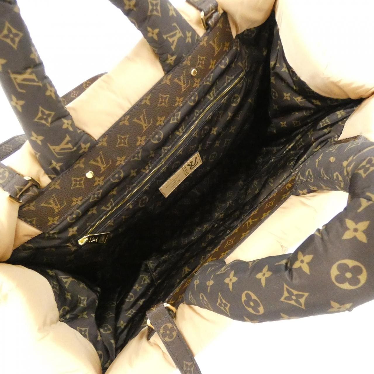 ルイヴィトン LVピロー オンザゴー GM M59007 バッグ