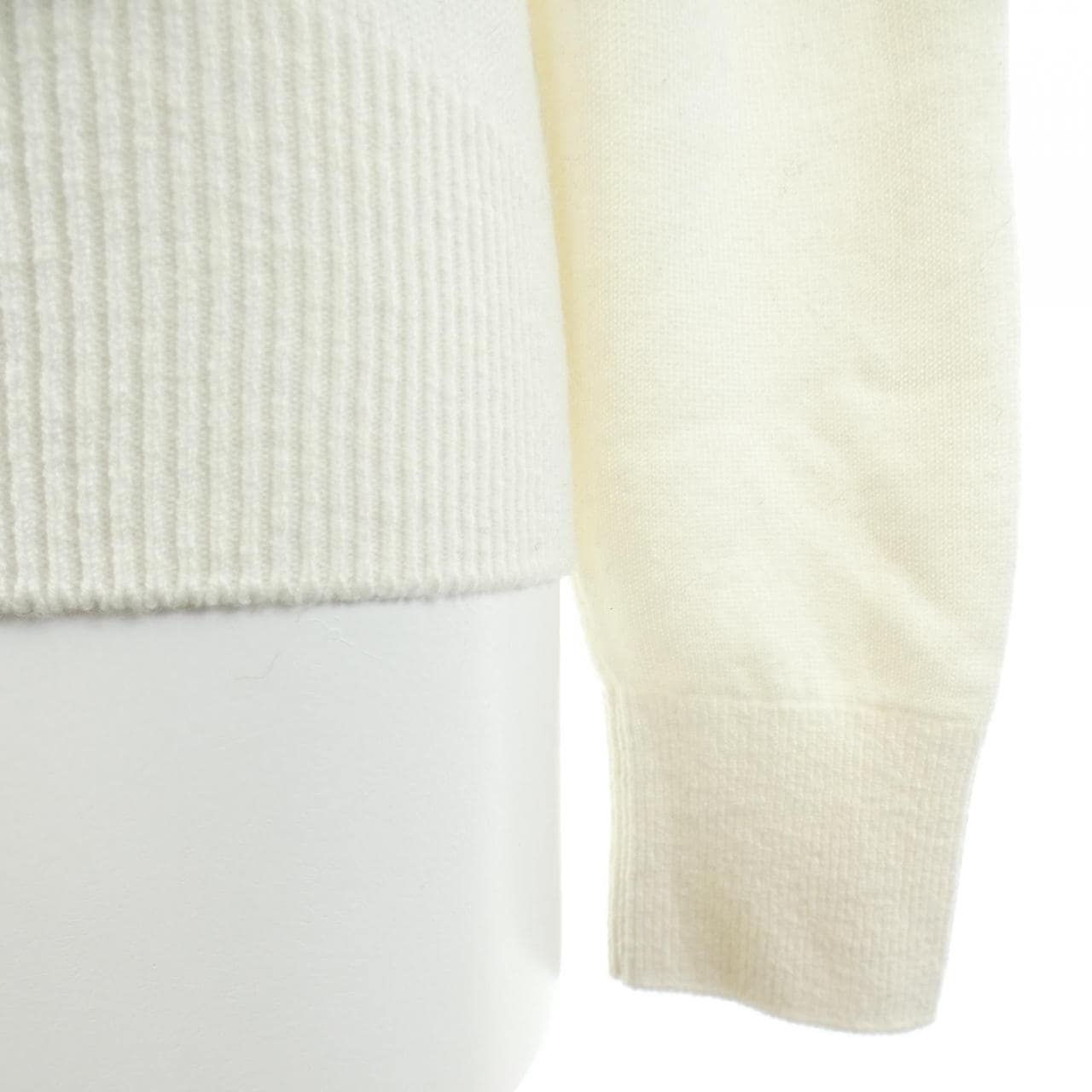 シャネル CHANEL LA PAUSA P60439K46038 ニット