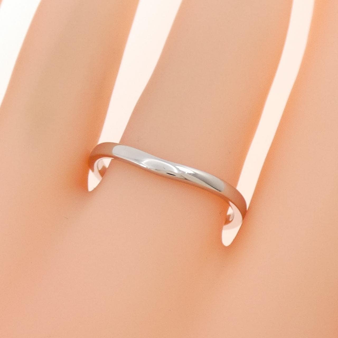 カルティエ バレリーナ リング