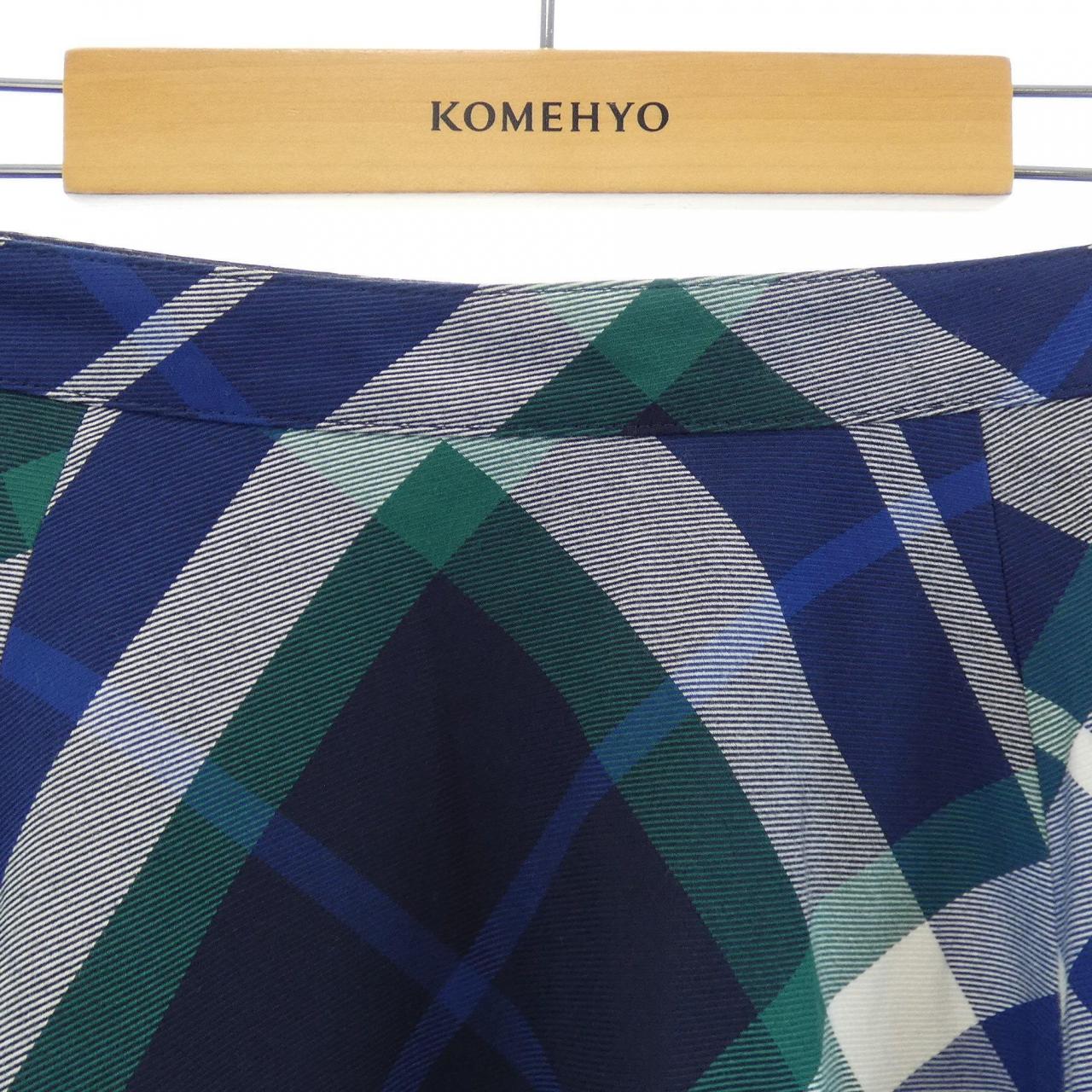 ブルーレーベルクレストブリッジ BLUE LABEL CRESTBRIDGE スカート