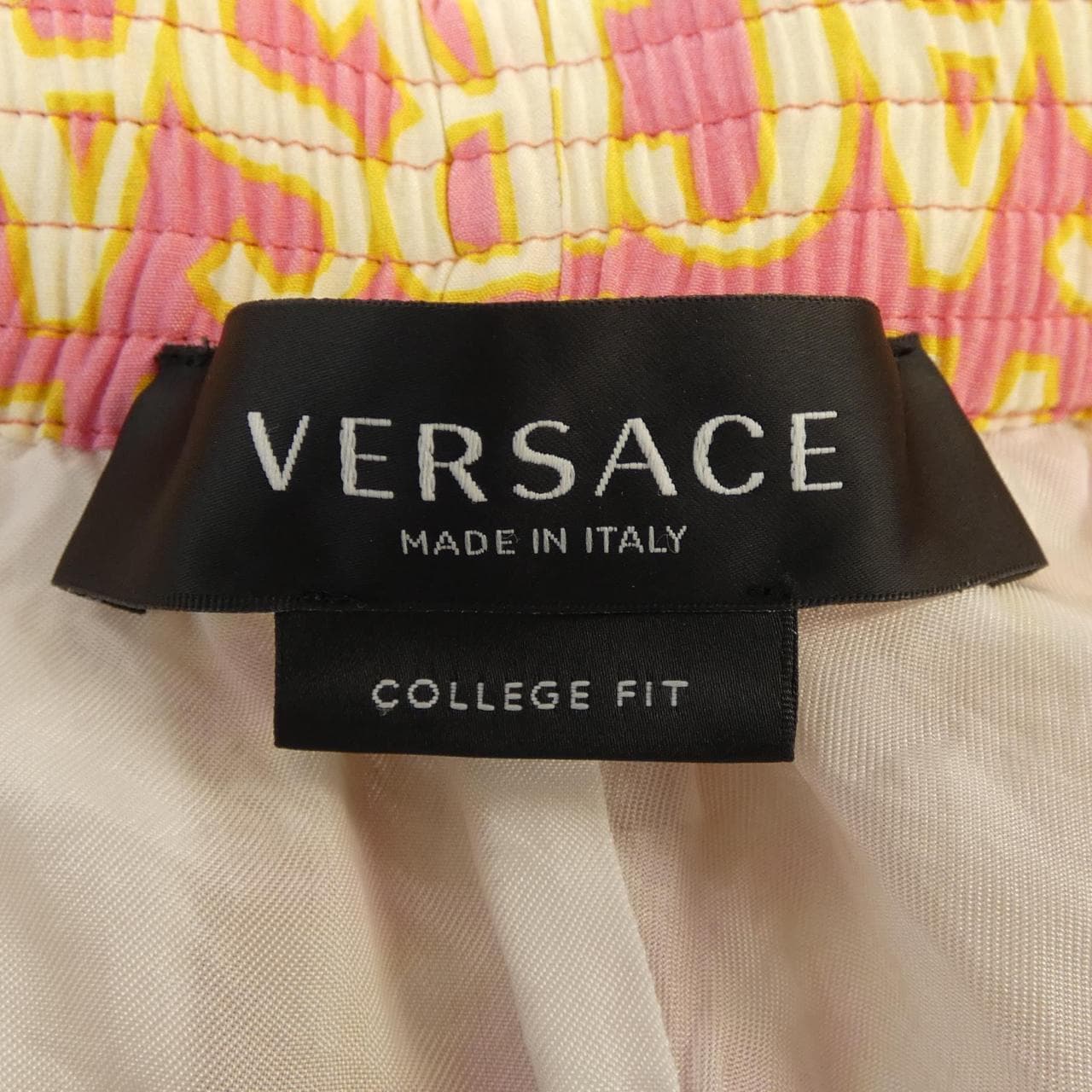 ヴェルサーチ VERSACE ショートパンツ