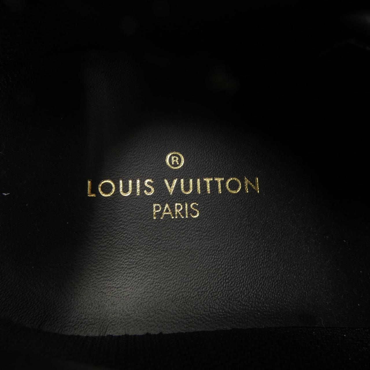 ルイヴィトン LOUIS VUITTON スニーカー