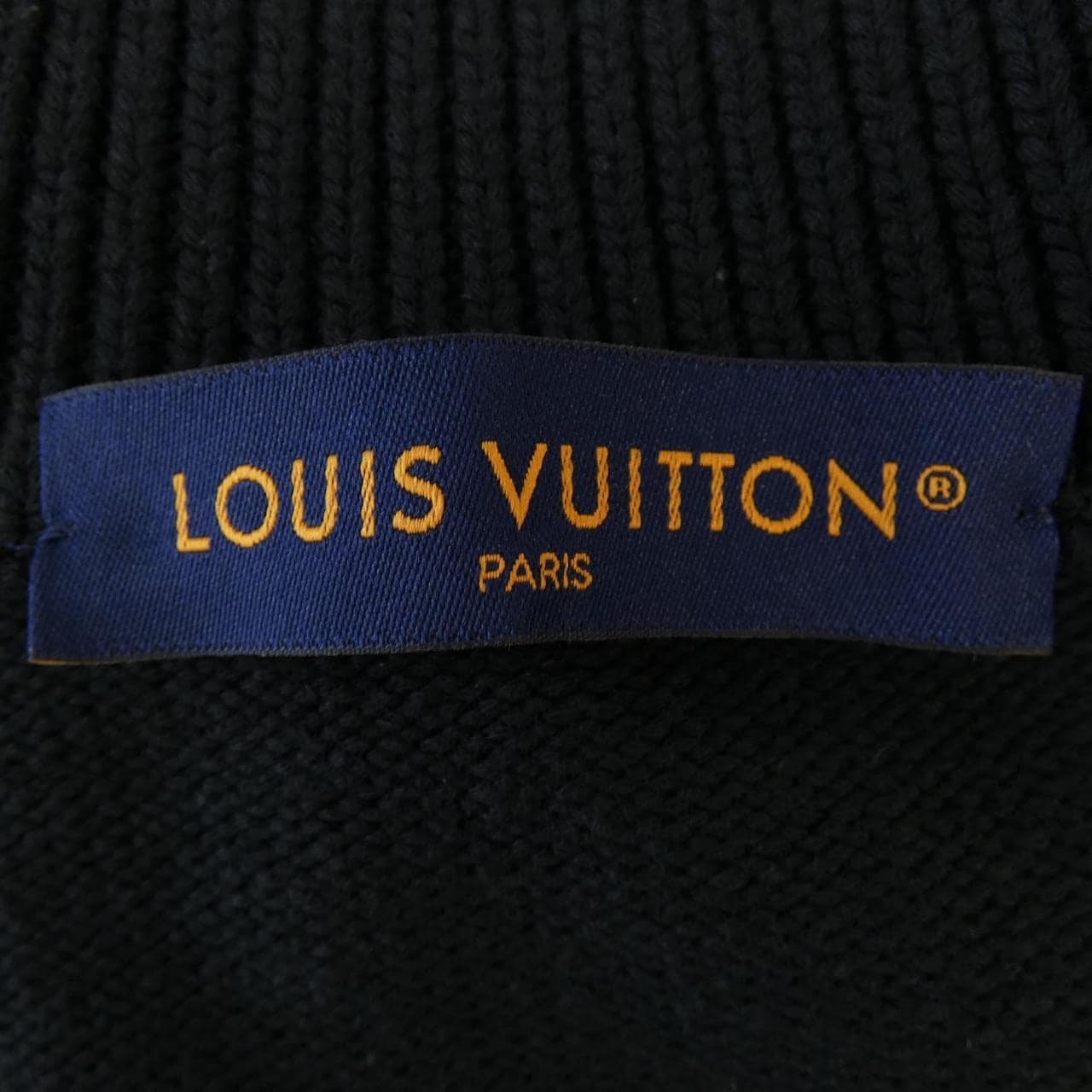 ルイヴィトン LOUIS VUITTON ウインタリーキャミオン HON30WTZ8 ニット