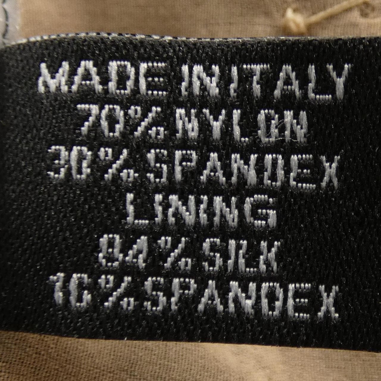 【ヴィンテージ】シャネル CHANEL P23604W03329 04P キャミソール