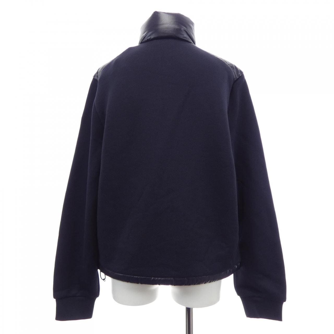 【新品】モンクレール MONCLER 20938G00017 89BG6 ダウンジャケット