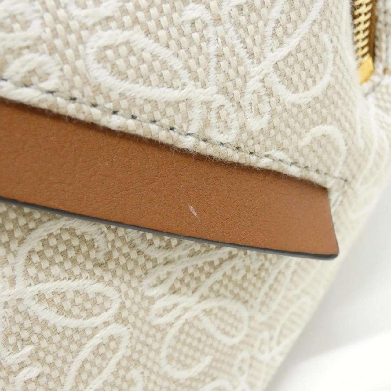 ロエベ ハンモック スモール A538S35X29 ショルダーバッグ