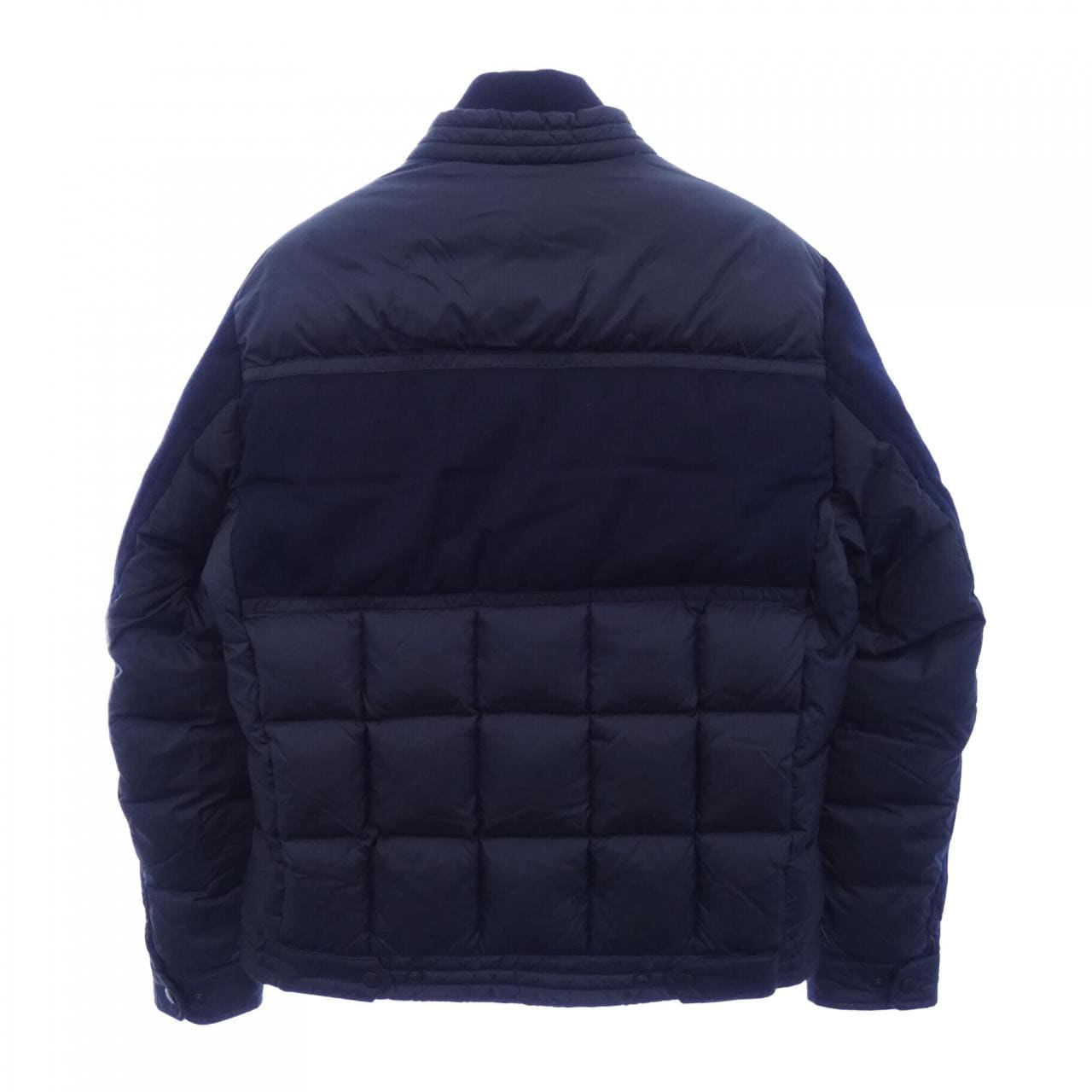 モンクレール MONCLER ダウンジャケット
