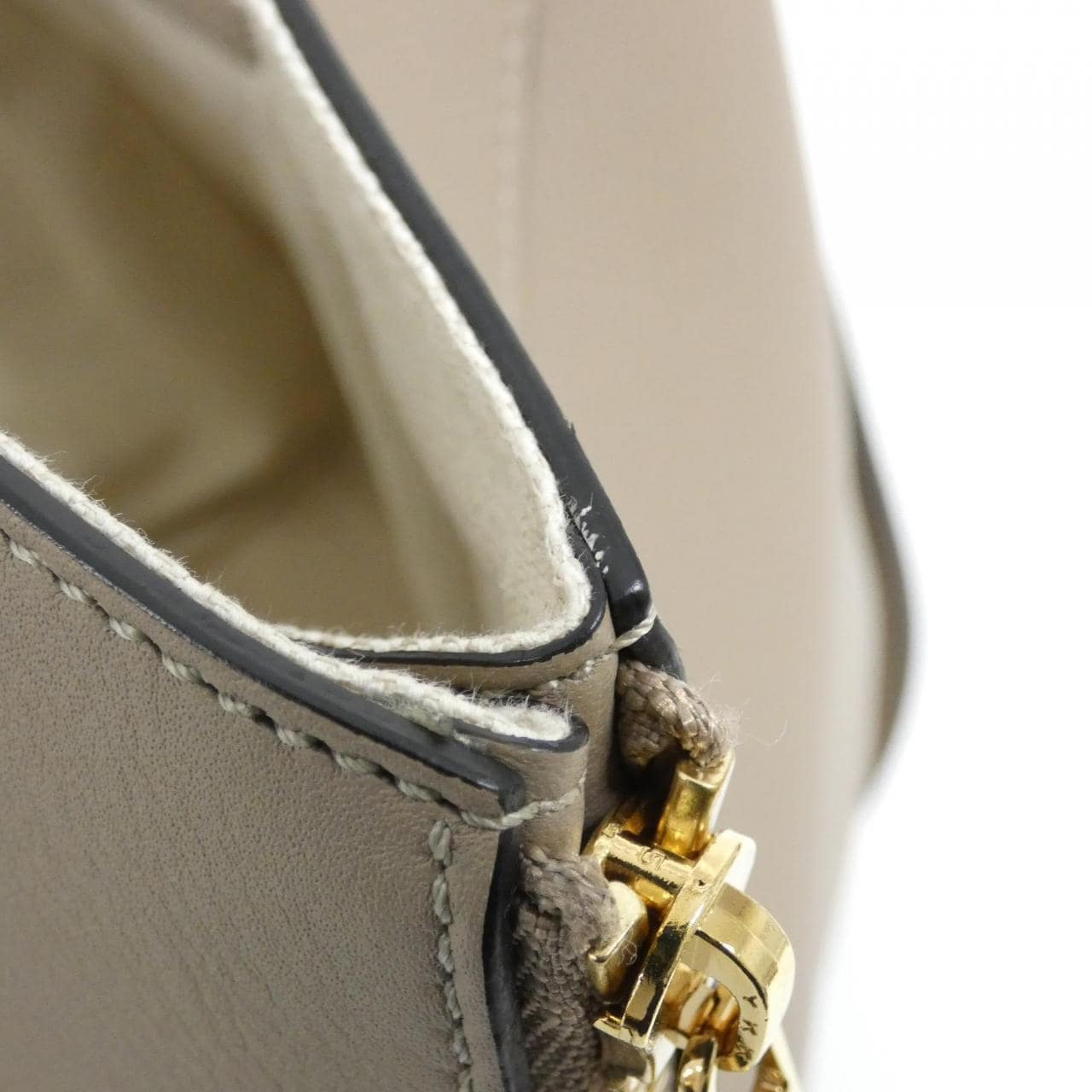 ロエベ ハンモック スモール 387 30 S35 ショルダーバッグ