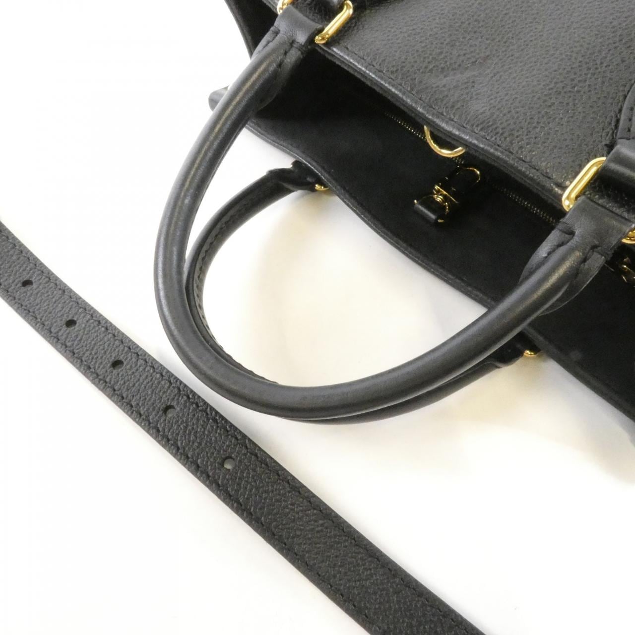 ルイヴィトン モノグラム アンプラント オンザゴー PM M45653 バッグ