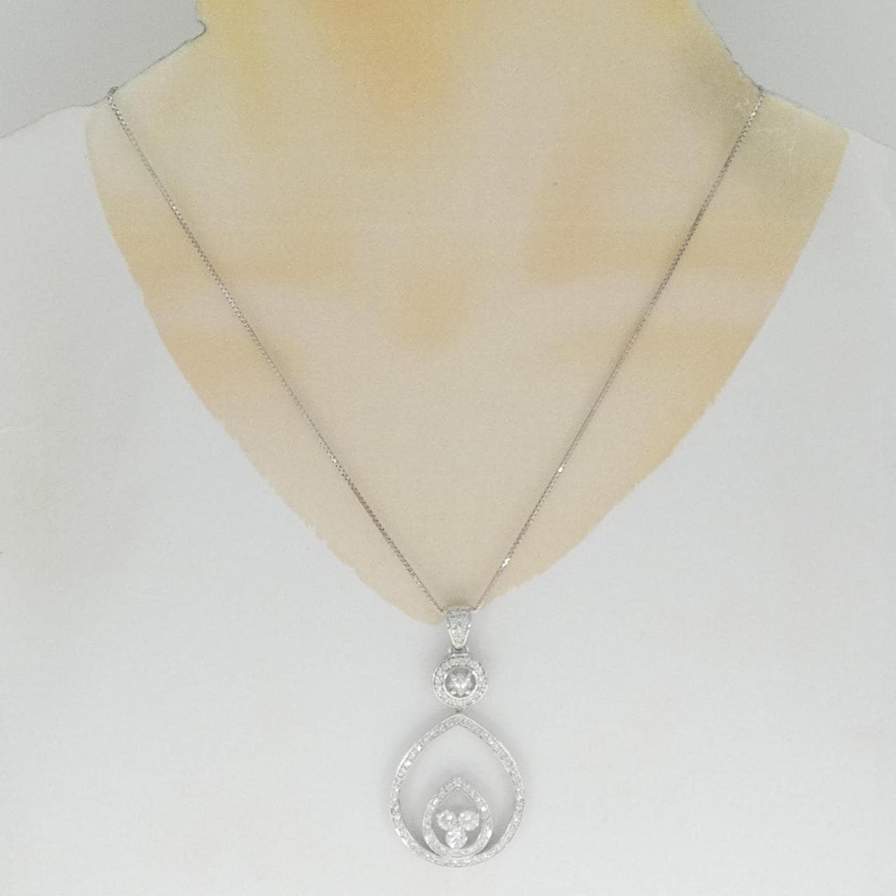 K18WG ダイヤモンド ネックレス 2.841CT