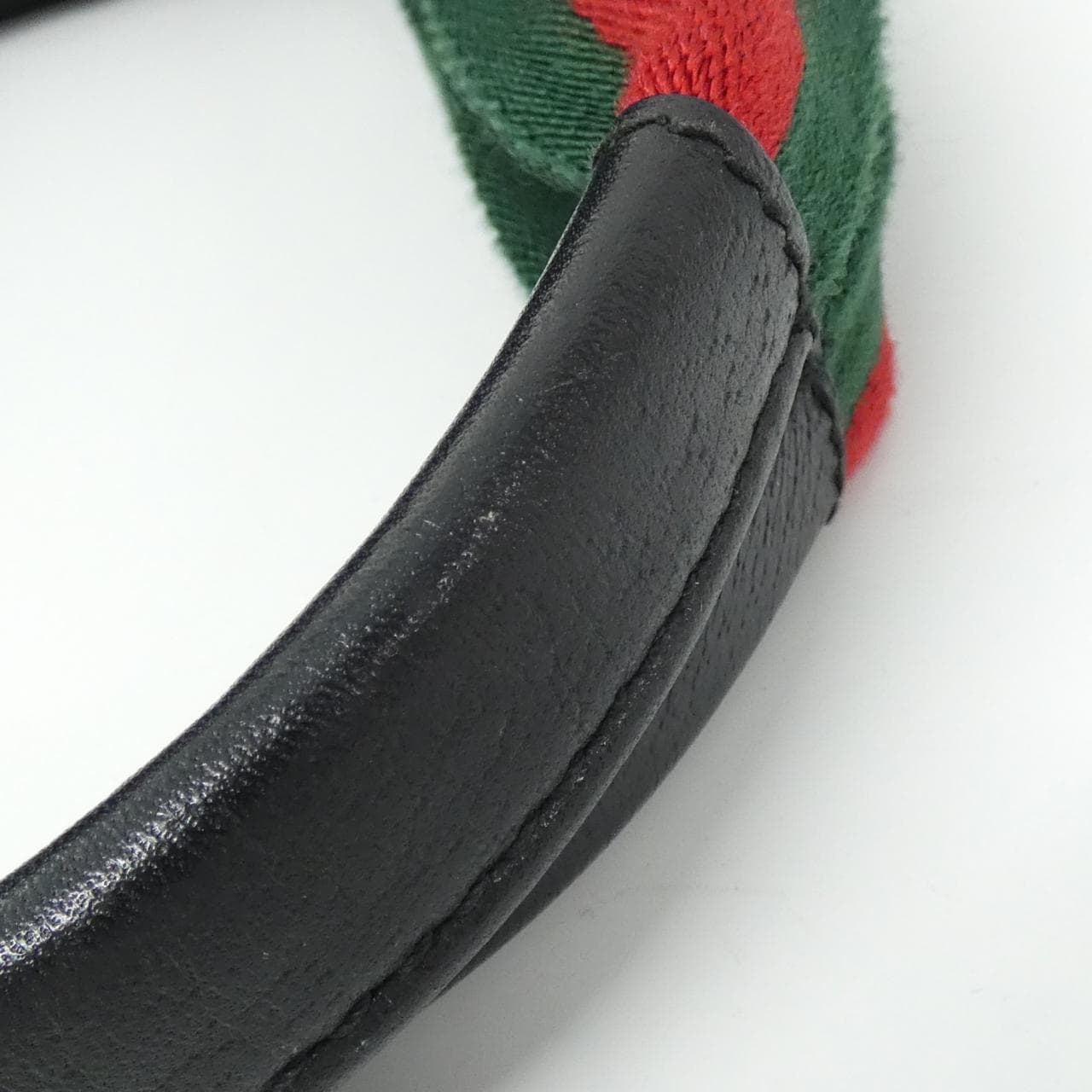 Gucci 131231 F4F5R包