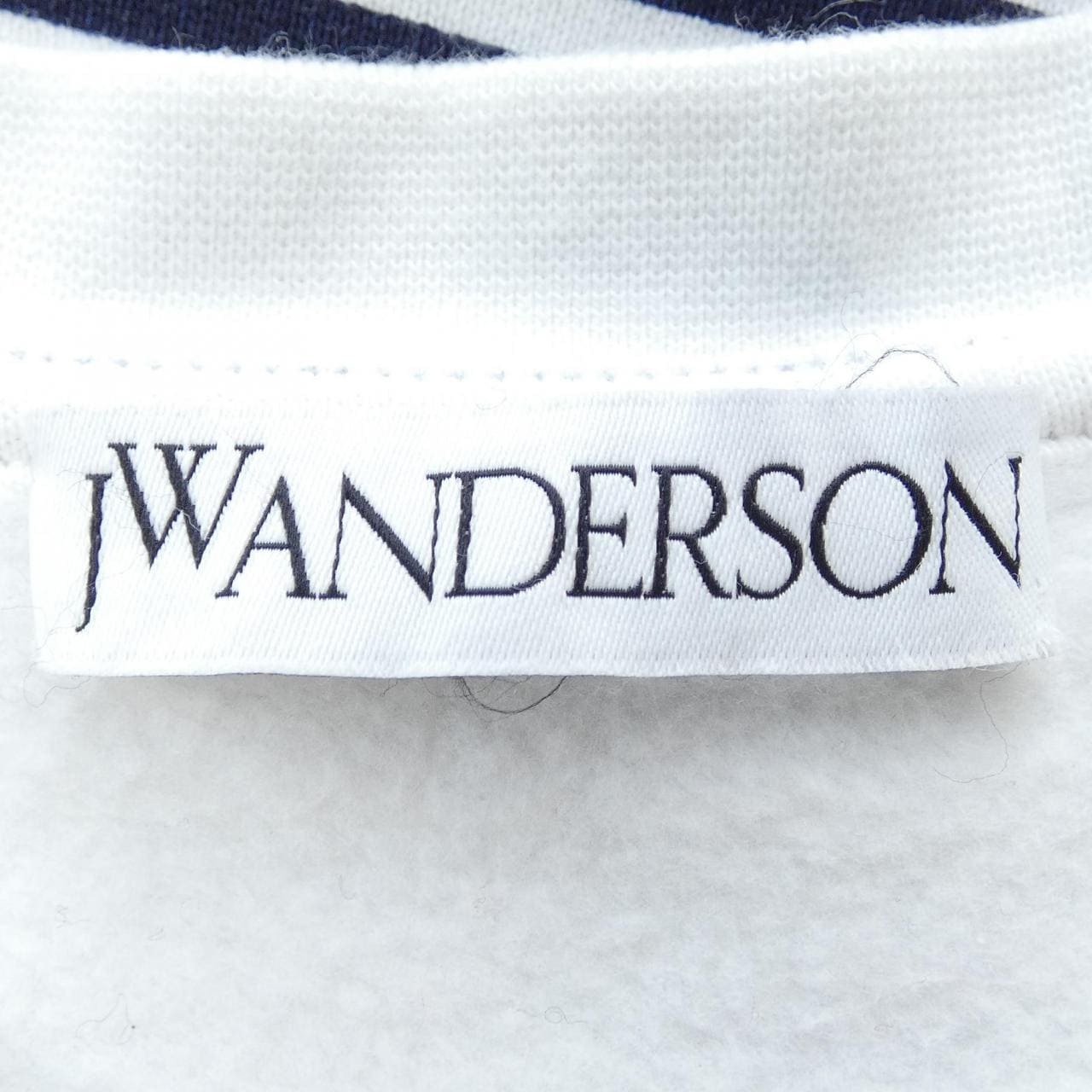 ジェイダブルアンダーソン J.W.ANDERSON JW0026PG0639901 Tシャツ