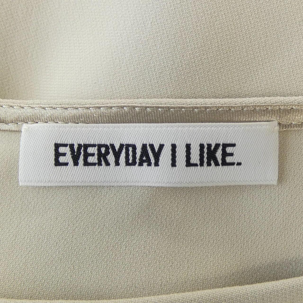 ドゥーズィエムクラス DEUXIEME CLASSE トップス