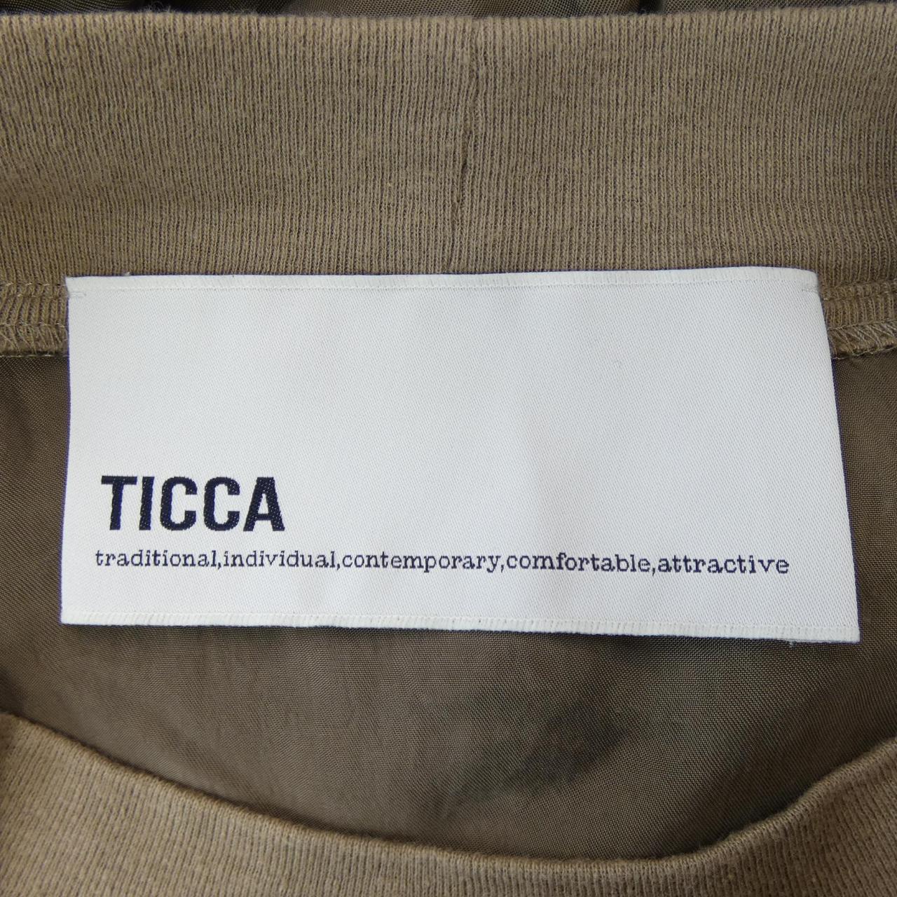 ティッカ TICCA トップス