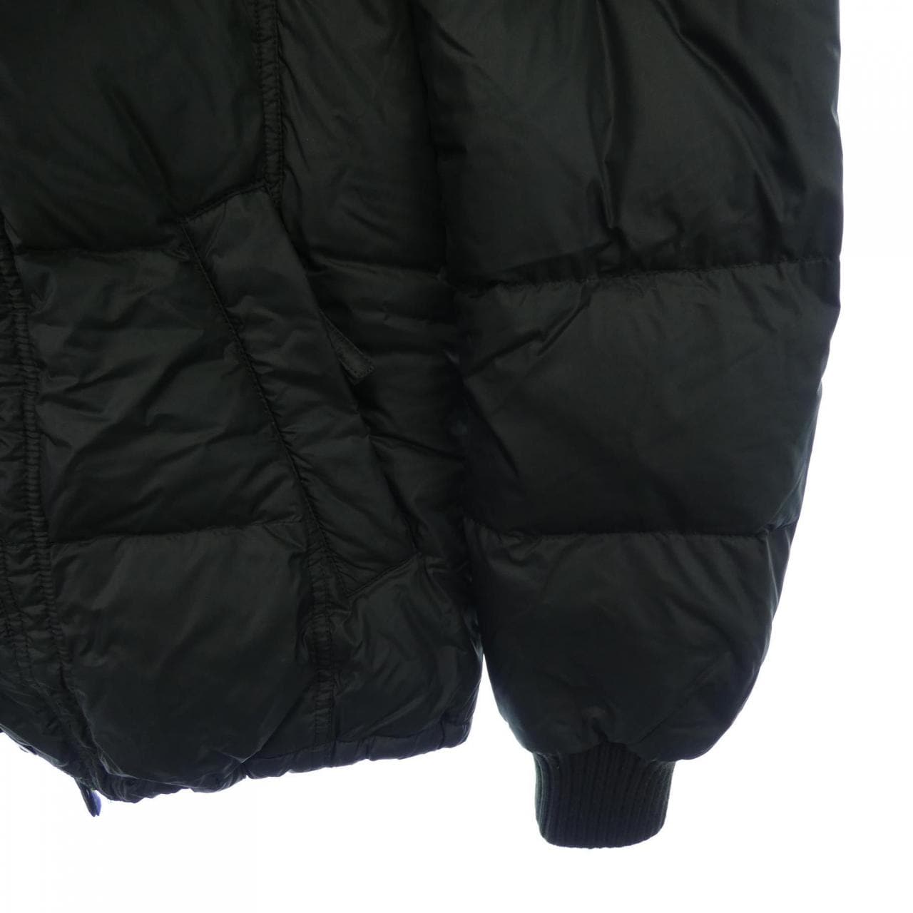 デュベティカ DUVETICA ダウンジャケット