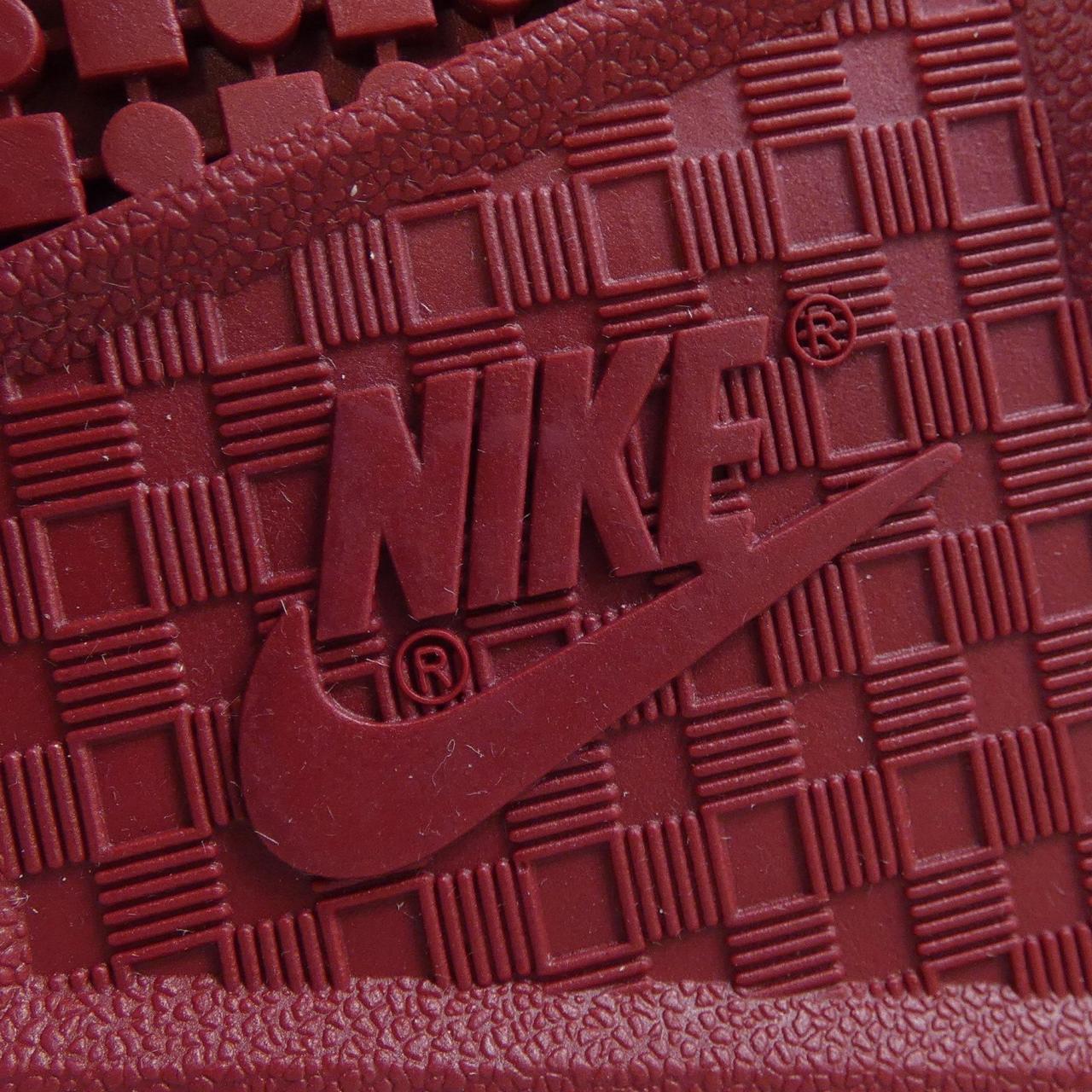 ナイキ NIKE スニーカー