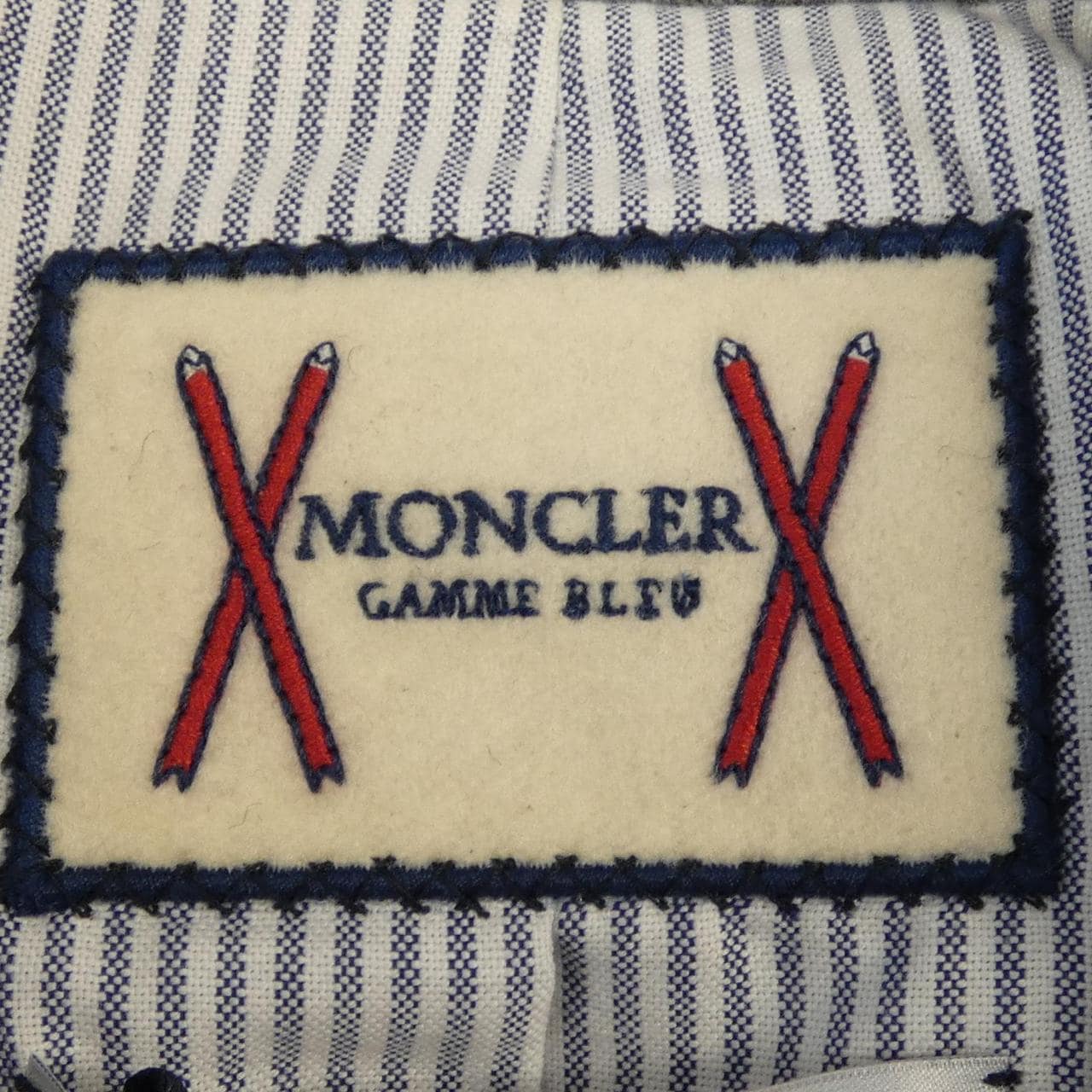 モンクレールガムブルー MONCLER GAMMEBLEU ダウンジャケット