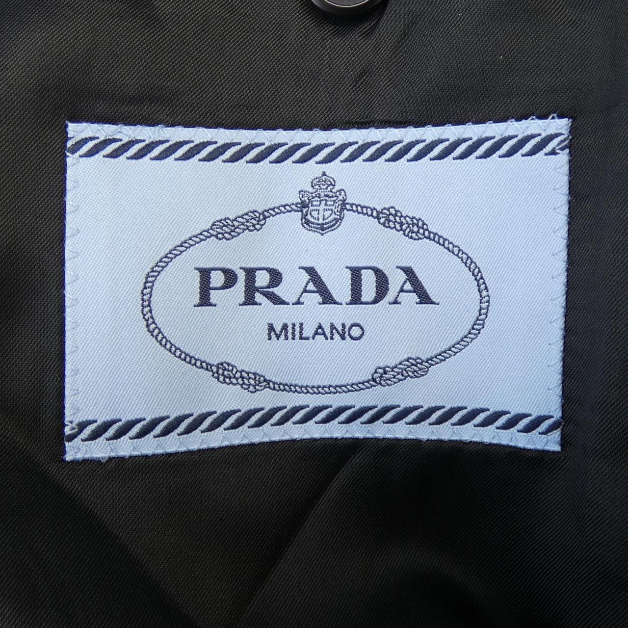 Prada PRADA三角LOGO P563P SOOO 1XMY外套
