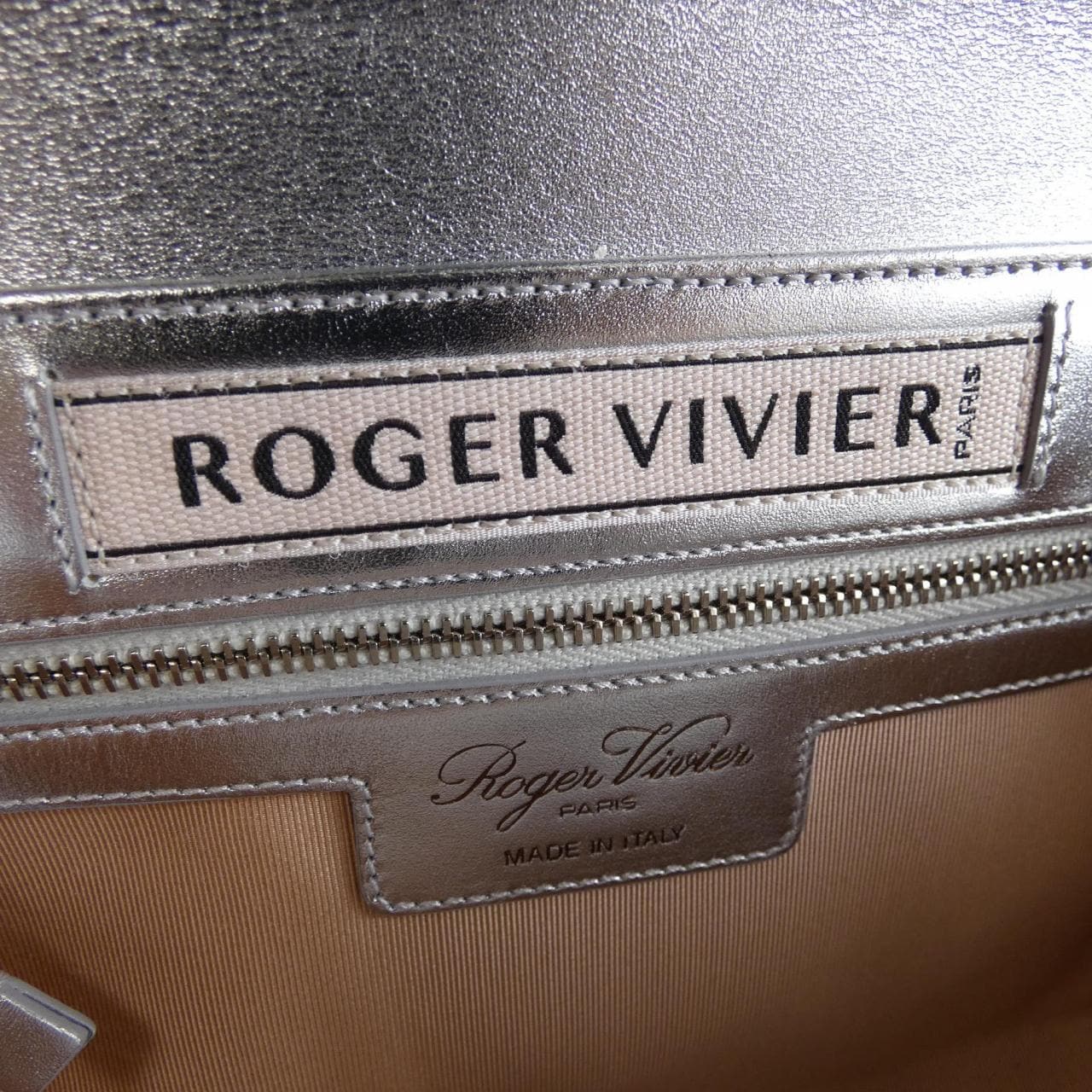 ロジェヴィヴィエ ROGER VIVIER BAG
