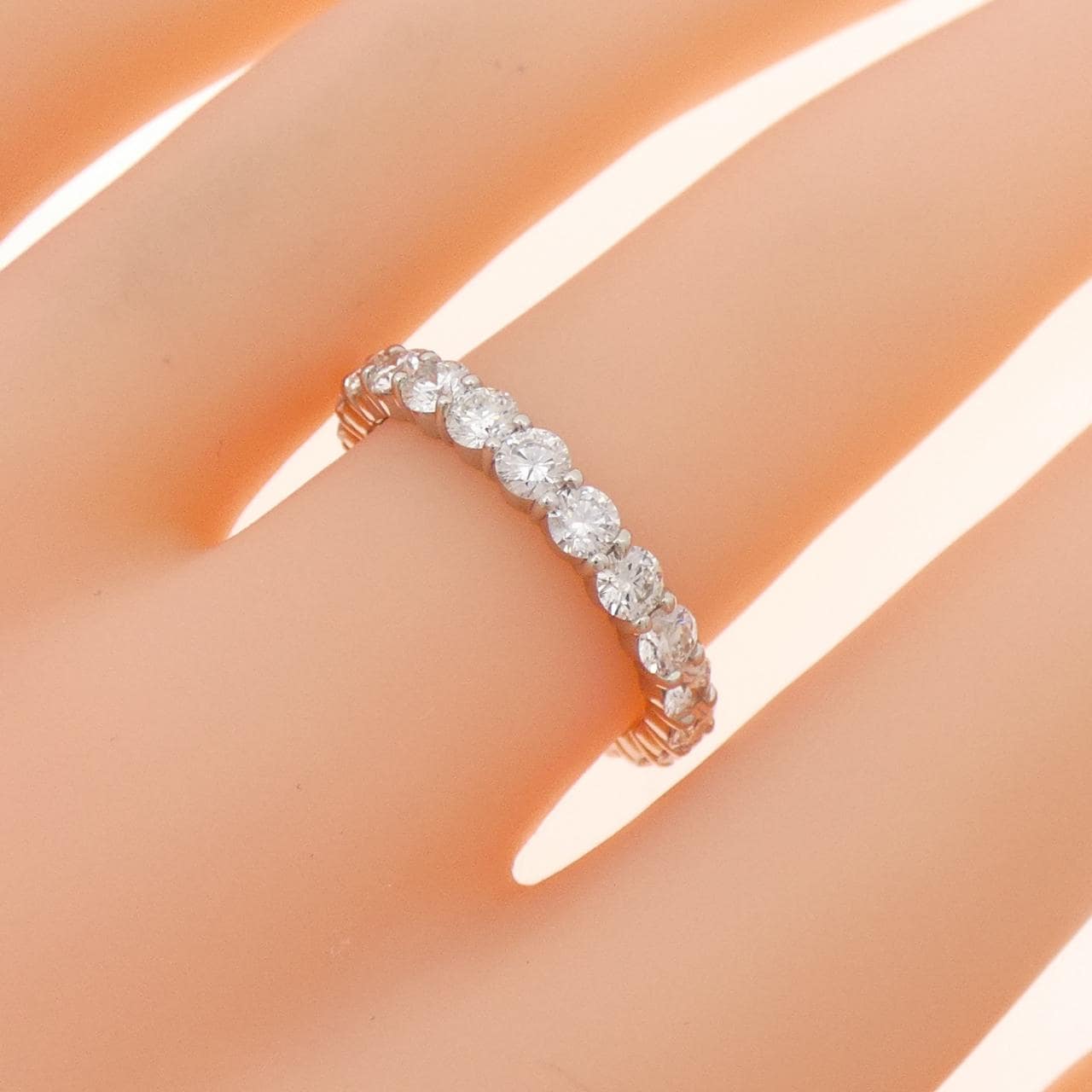 PT900 ダイヤモンド フルエタニティ リング 2.10CT