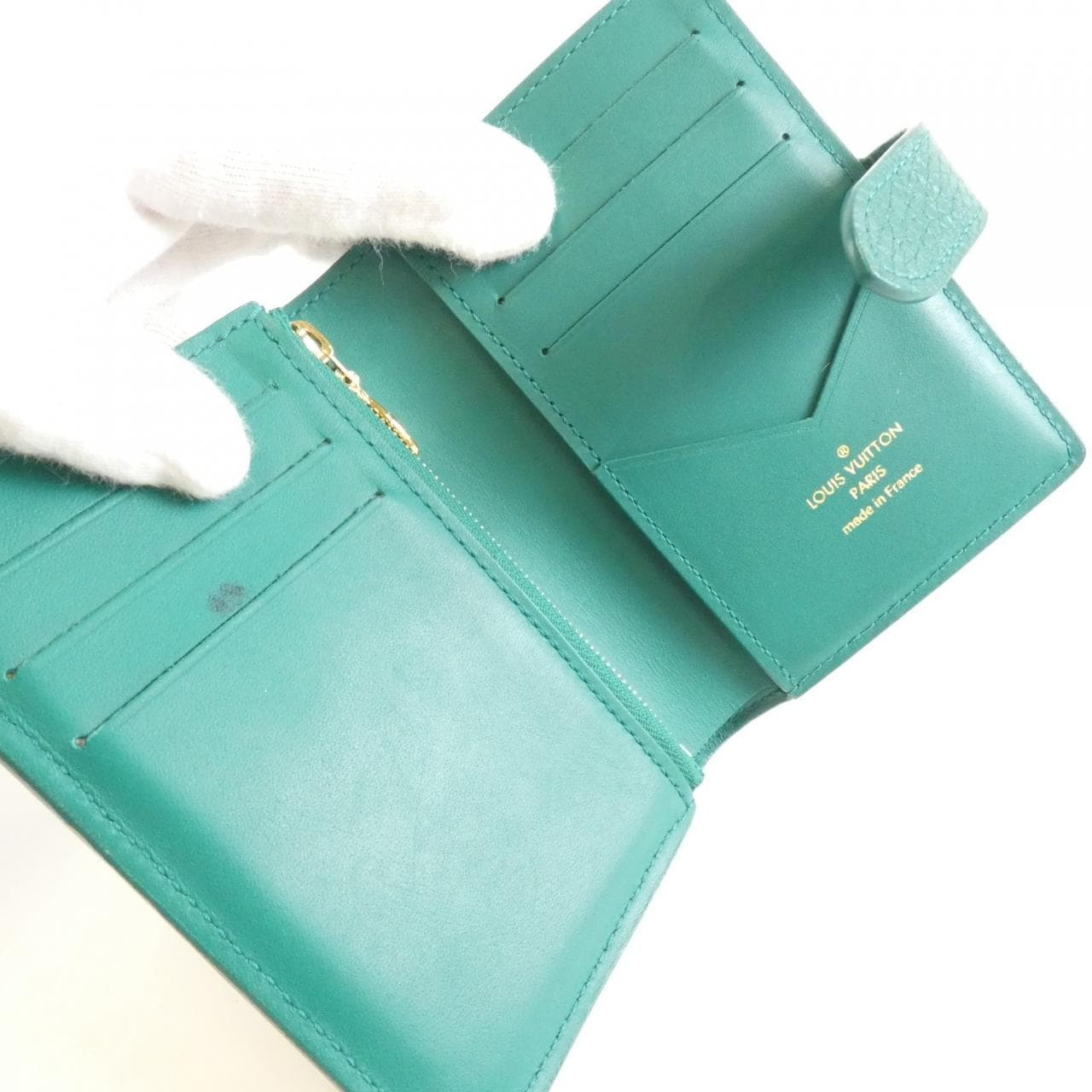 ルイヴィトン トリヨン LVヴェルティカル CPウォレット M82438 財布