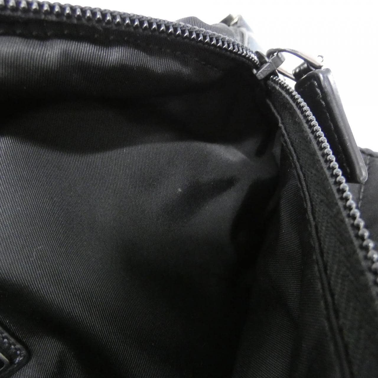 プラダ 2VH174 ショルダーバッグ