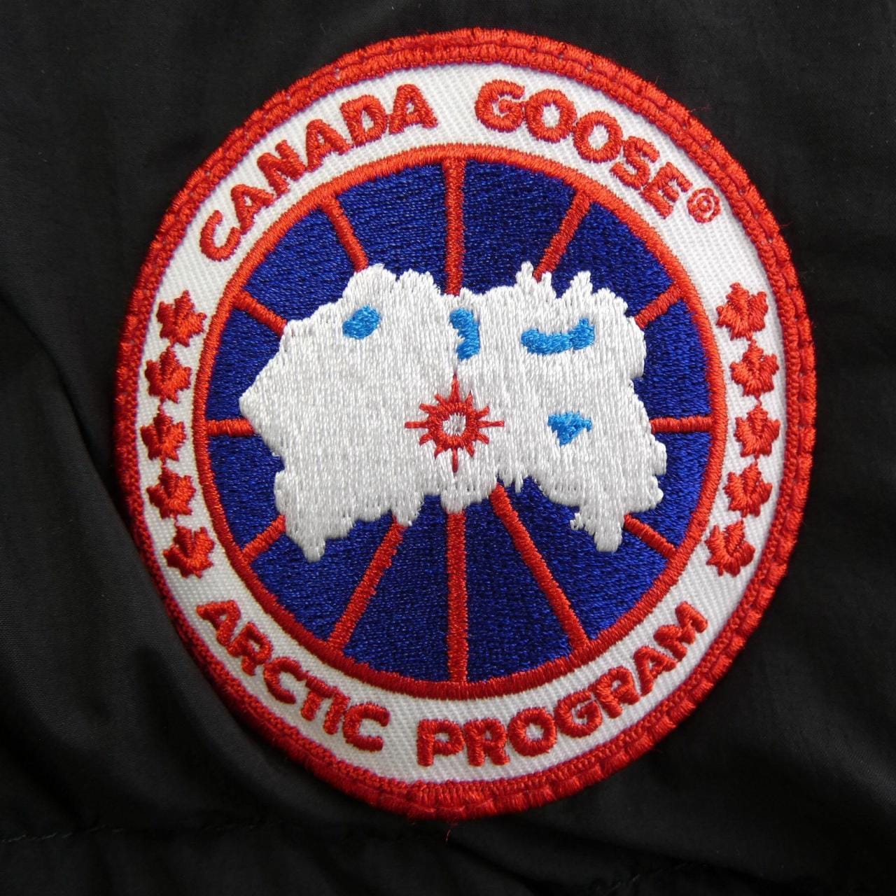 カナダグース CANADA GOOSE ダウンジャケット
