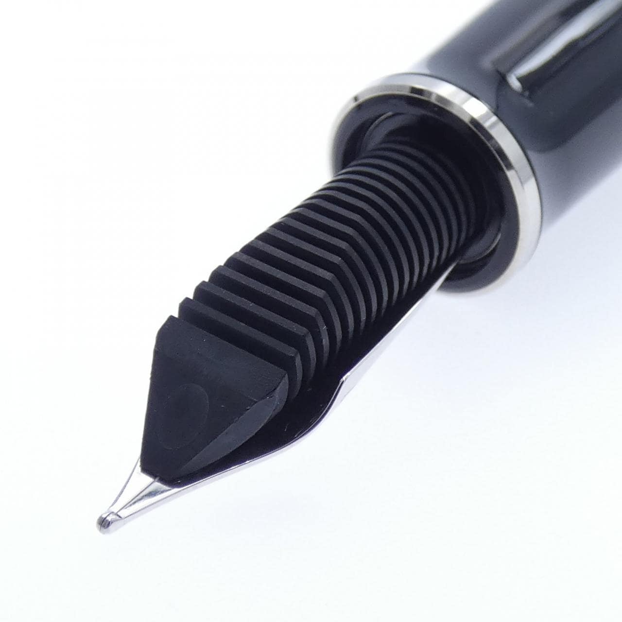 ペリカン スーベレーンM805ブラックストライプ 万年筆