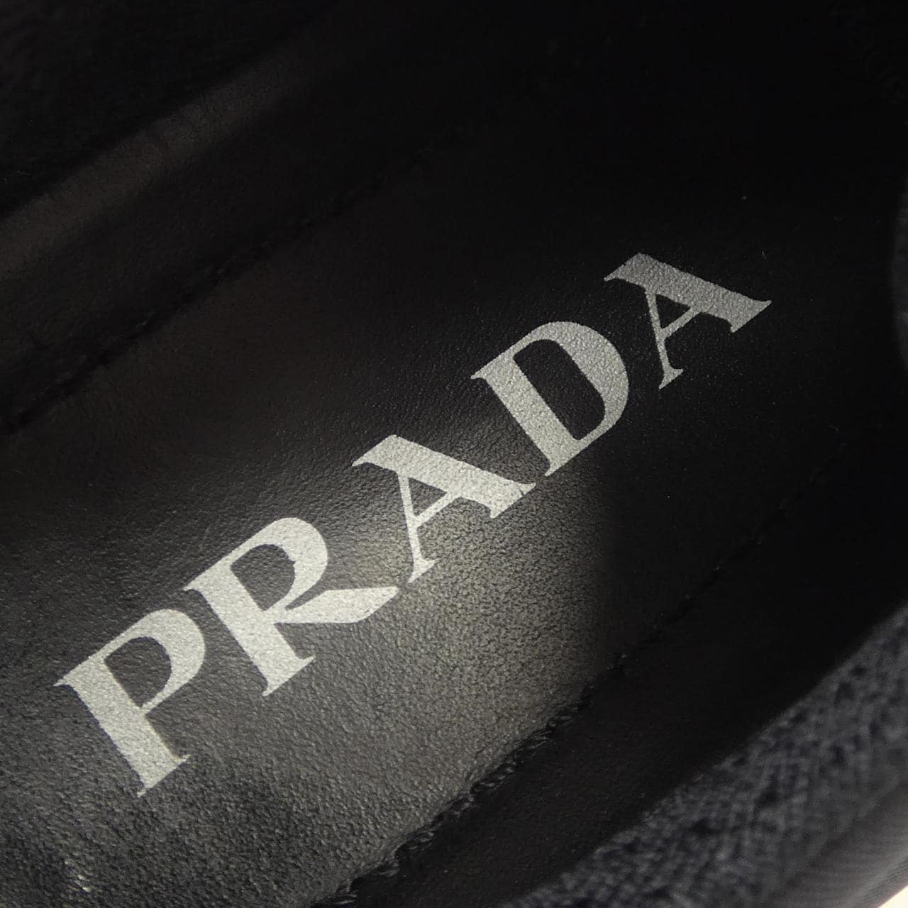 プラダ PRADA スニーカー