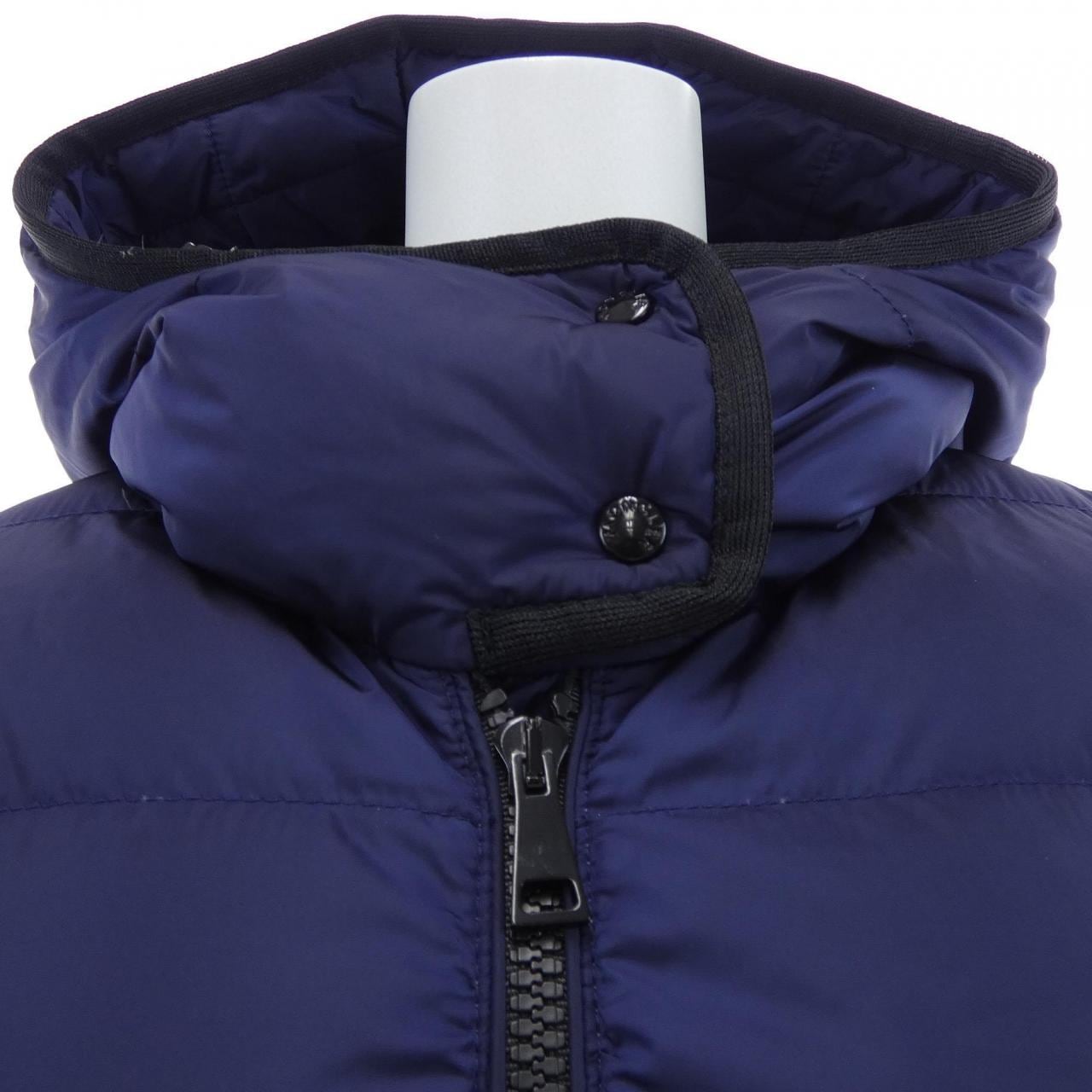 モンクレール MONCLER BETULA ダウンジャケット