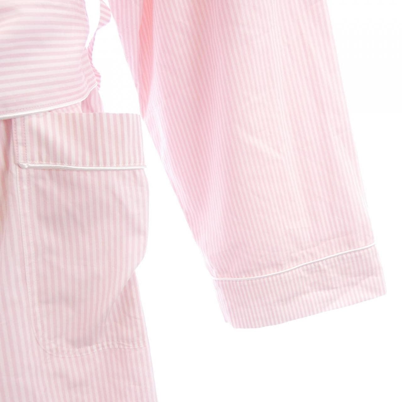 トムブラウン THOM BROWNE MOU525A-08068680 コート