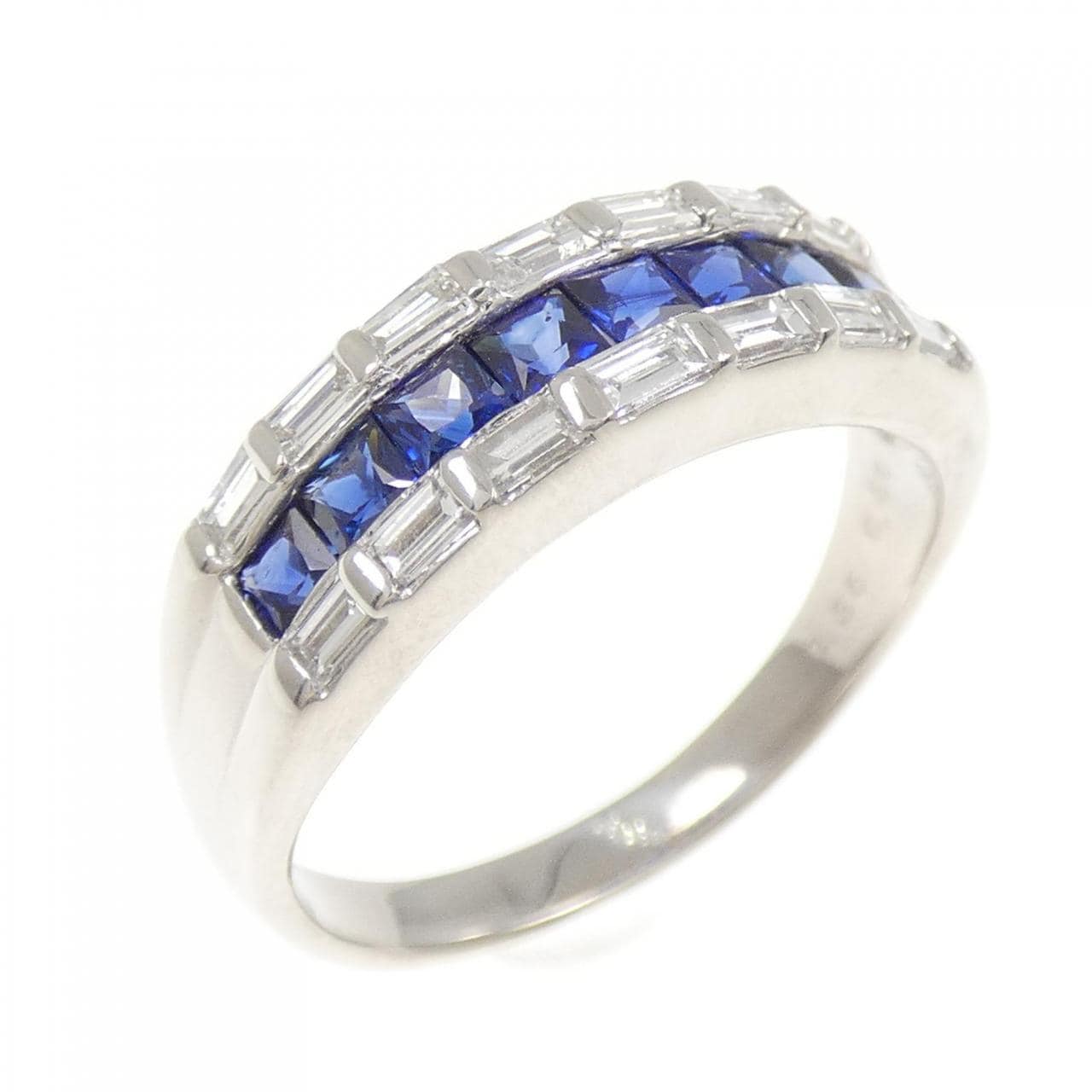 PT900 サファイヤ リング 0.80CT
