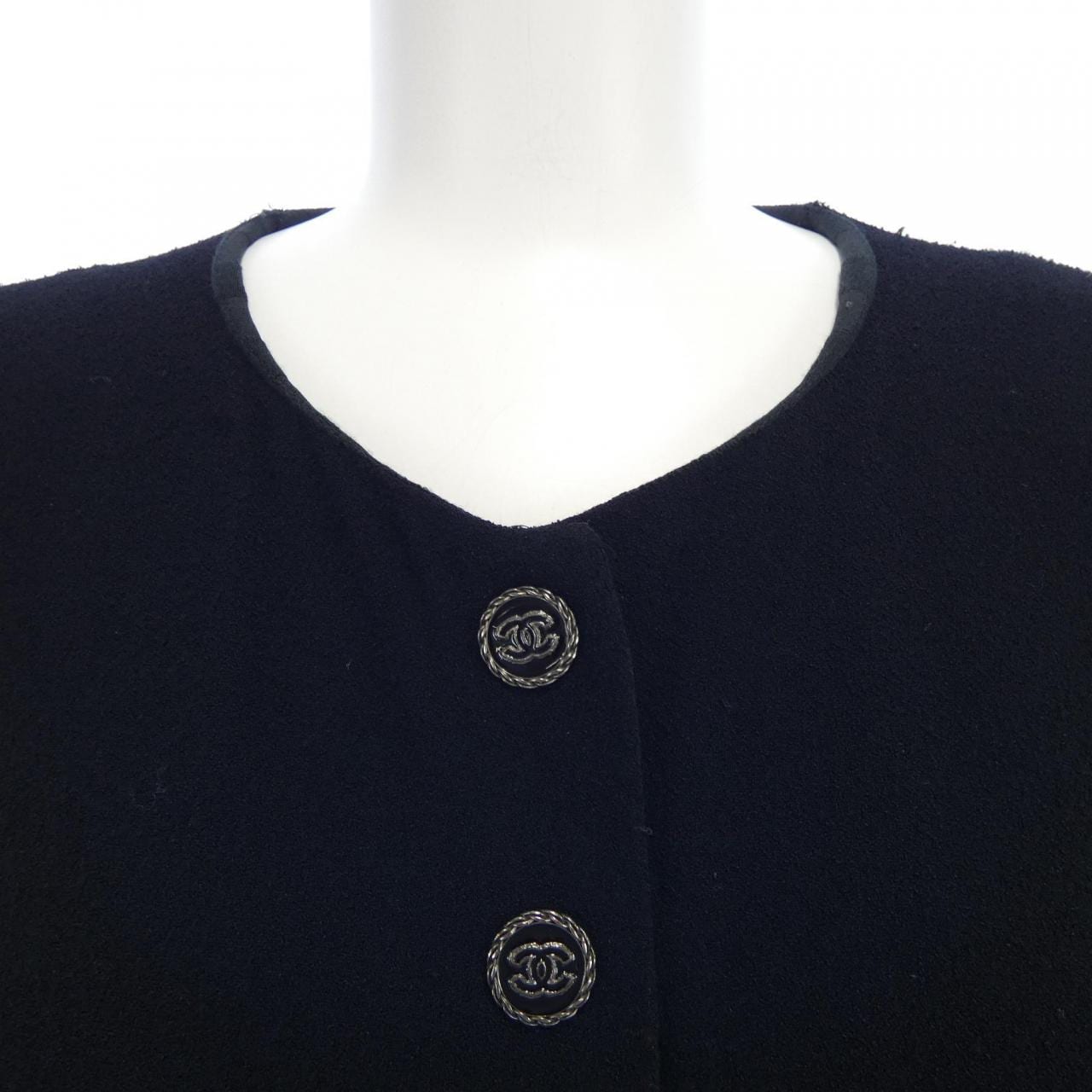 シャネル CHANEL ノーカラージャケット