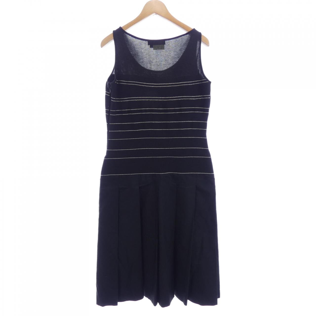 サルヴァトーレフェラガモ SALVATORE FERRAGAMO ワンピース