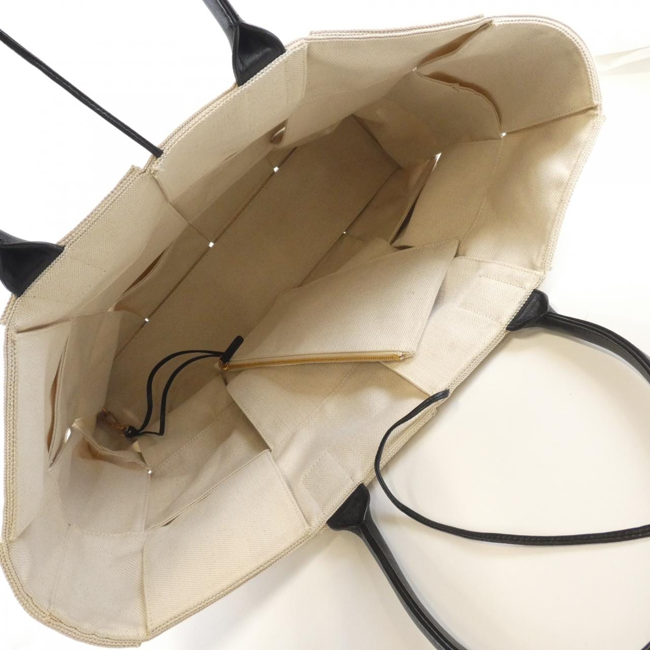 ボッテガヴェネタ 614487 VMBN2 バッグ