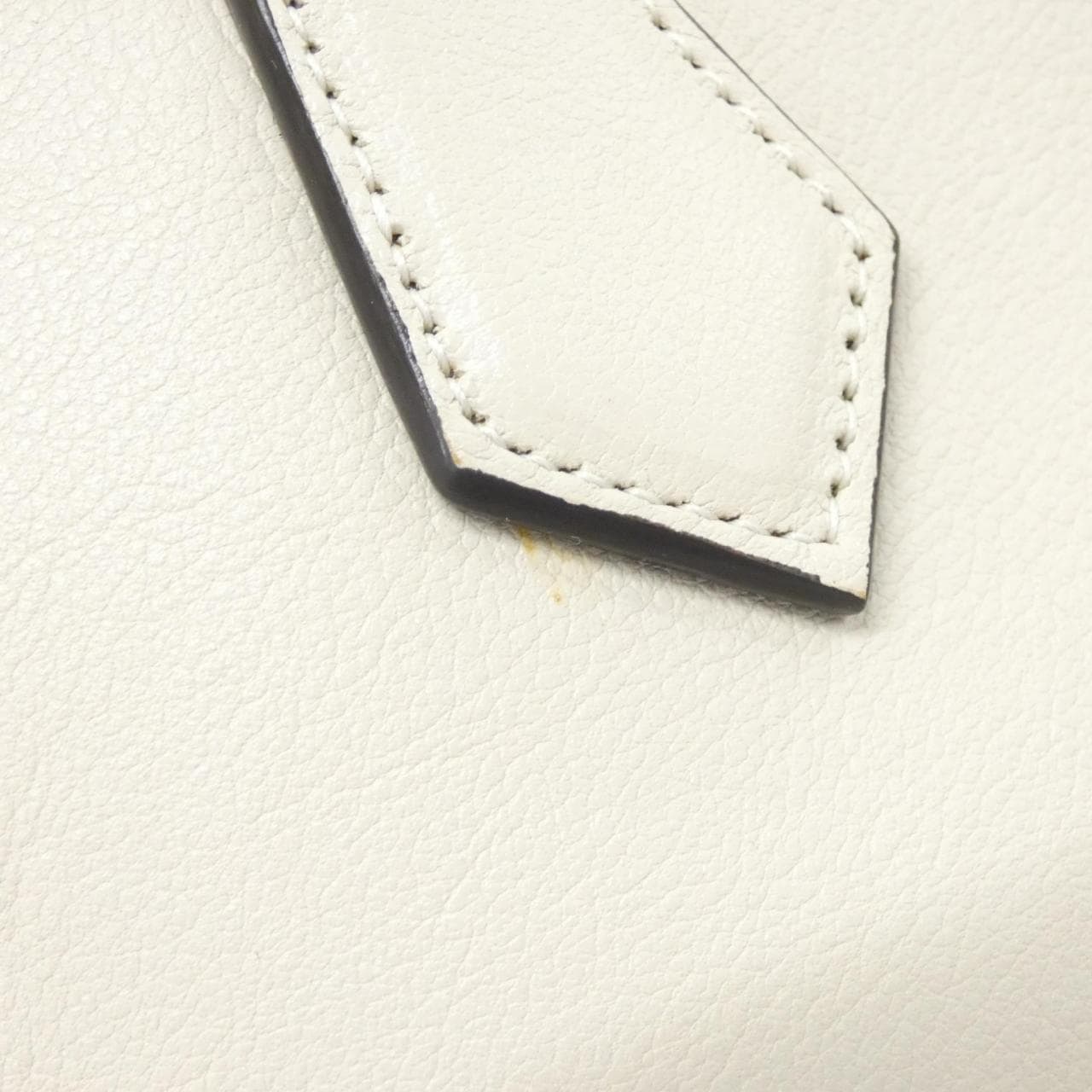 グッチ DIANA 750396 UAAAY バッグ