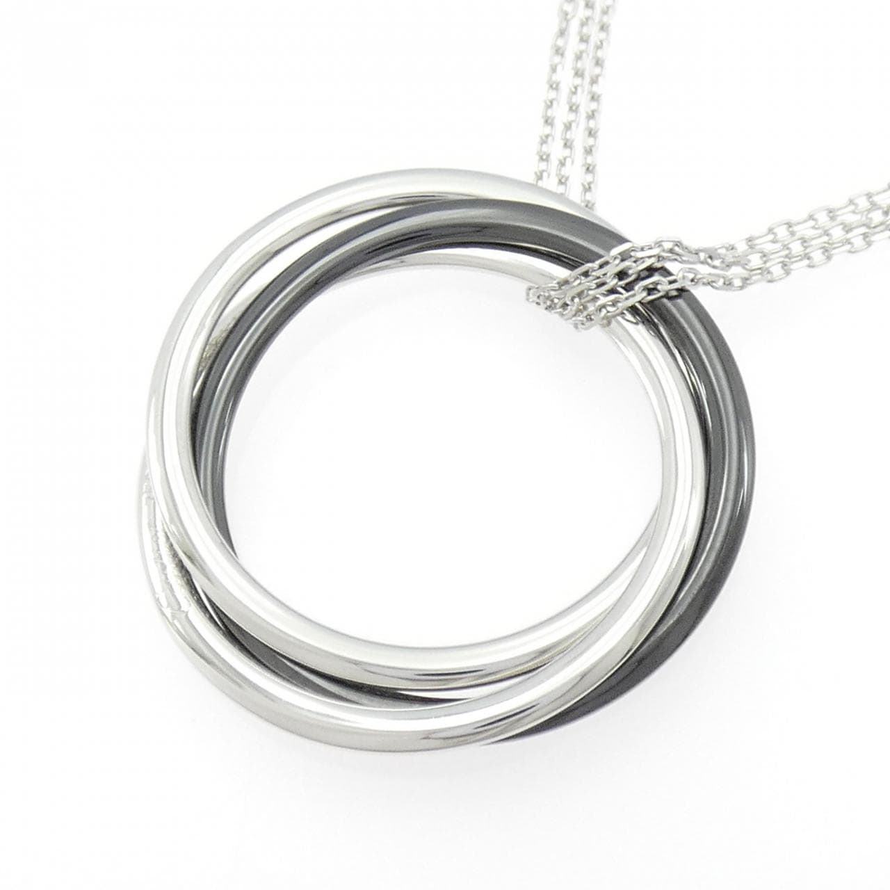 カルティエ トリニティ ブラック&ホワイトペンダント ネックレス